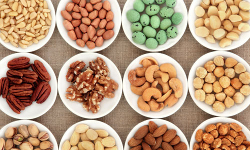 Các loại hạt là nguồn thực phẩm mang đến lượng canxi dồi dào