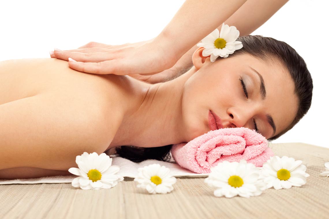 Massage là phương pháp xoa tan mệt mỏi nhanh và hiệu quả nhất