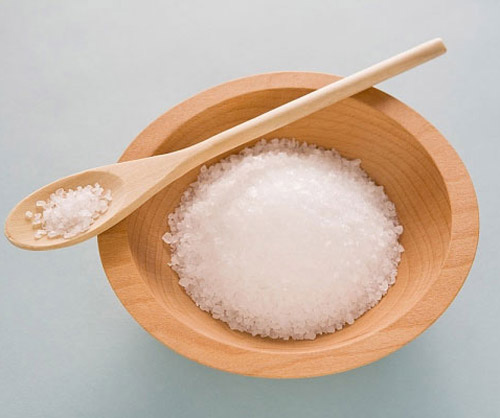 Muối là một sản phẩm giúp loại bỏ mỡ thừa nhanh chóng