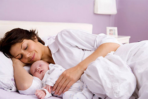 Xông hơi giúp làm sạch cơ thể và lấy lại sinh khí cho mẹ sau sinh