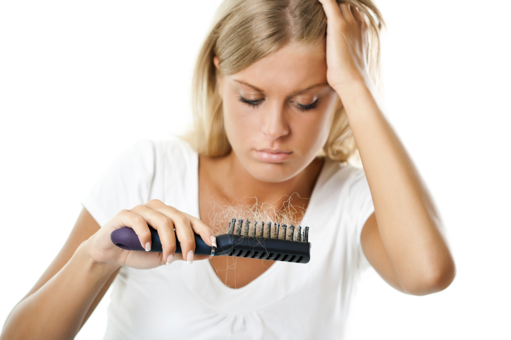 Rụng tóc sau sinh làm phụ nữ vô cùng lo lắng