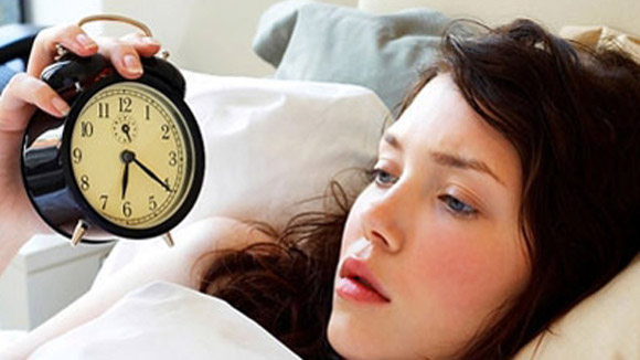 Thiếu ngủ là một trong những nguyên nhân cản trở quá trình ăn uống khoa học của bạn