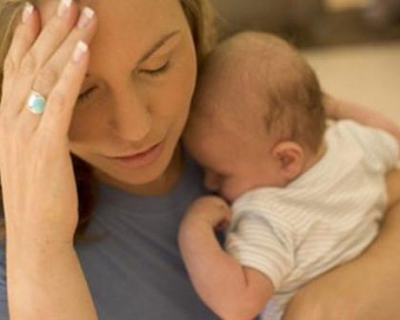 Những khó khăn chị em phụ nữ thường gặp phải trong giai đoạn sau sinh